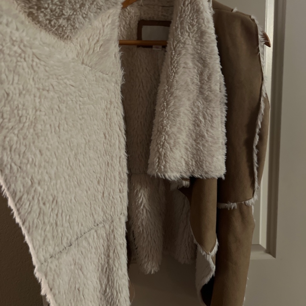 Jacket - Picture 2 of 6